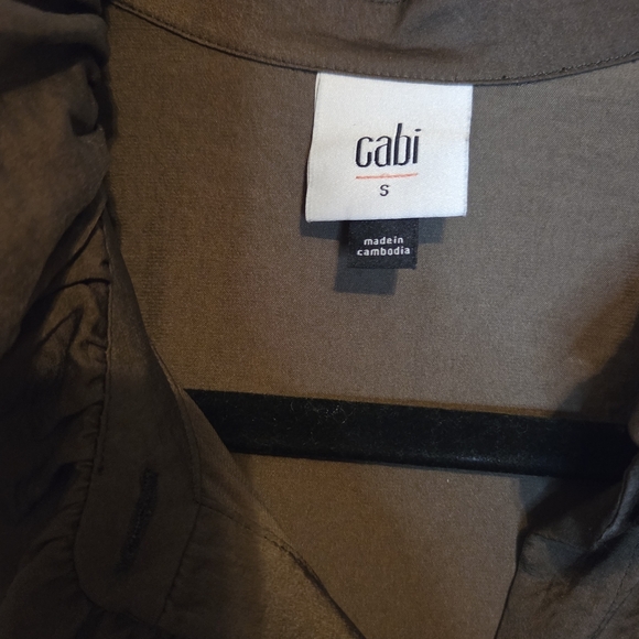 Cabi Icon Blouse Wren Brown Ruffle Blouse Small - Picture 2 of 9